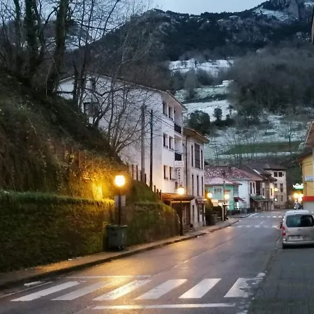 Casa Corro * Carreña de Cabrales