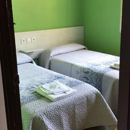 Casa Corro Гостевой дом Карренья-де-Кабралес